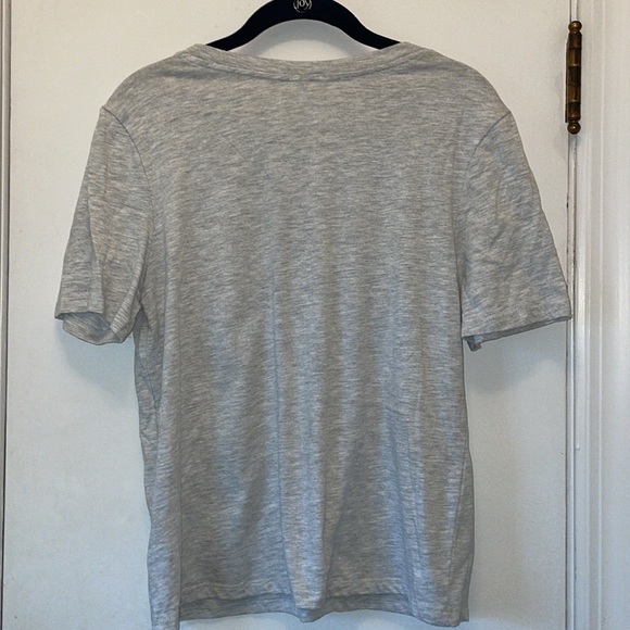 H&M Tee Gray with Floral Appliqué Small - Picture 5 of 5